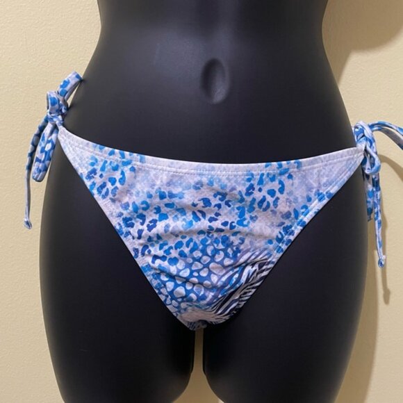 Bikini Bottom Sand Castle Blue - Picture 1 of 4